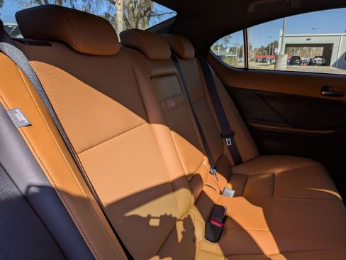 Used 2023 Lexus IS 300 w/ Premium Package image 33