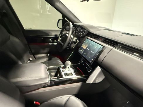 Used 2023 Land Rover Range Rover SE AWD/4WD image 44