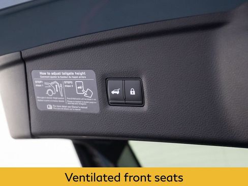 Used 2023 INFINITI QX55 Essential image 31