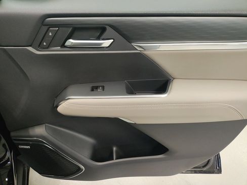 New 2026 GMC Acadia Elevation w/ Elevation Premium Package image 10