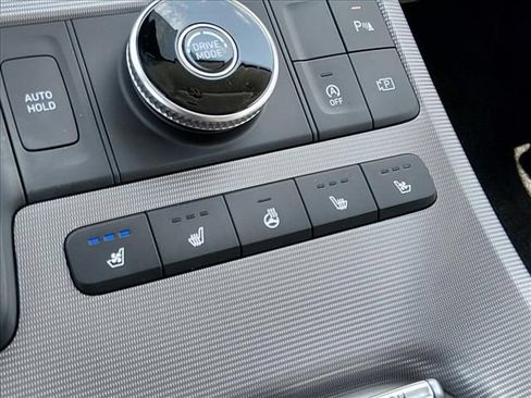Used 2025 Hyundai Palisade Calligraphy FWD image 23