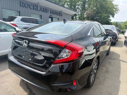 Used 2018 Honda Civic EX image 6
