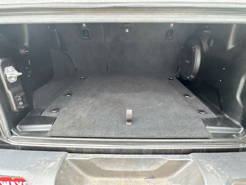 Used 2022 Jeep Wrangler Unlimited Rubicon w/ LED Lighting Group image 28