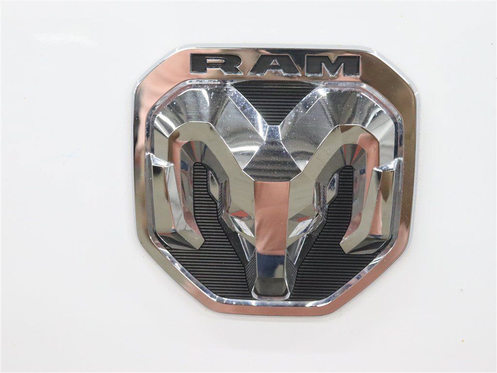 Used 2025 RAM ProMaster 2500 w/ Convenience Group FWD image 12