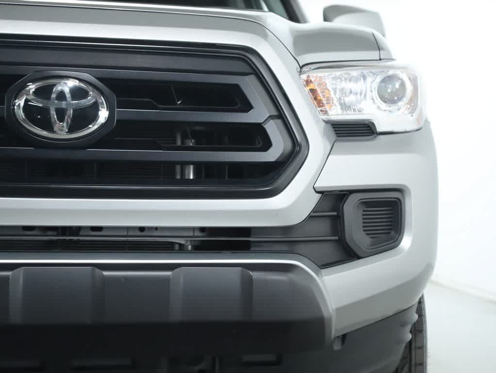 Certified 2023 Toyota Tacoma SR AWD/4WD image 7