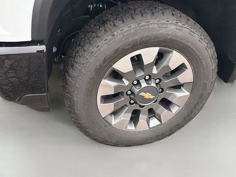 New 2026 Chevrolet Silverado 2500 Custom w/ Custom Value Package image 24