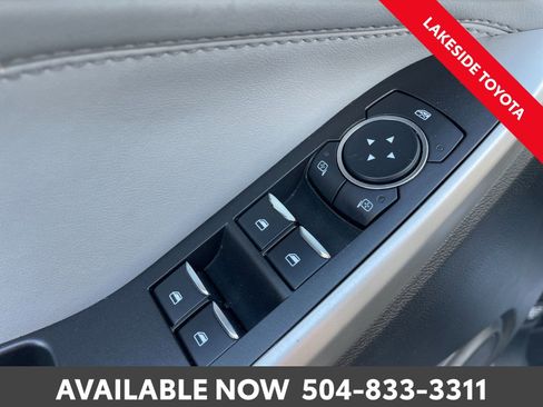 Used 2021 Ford Explorer XLT w/ Equipment Group 202A image 25