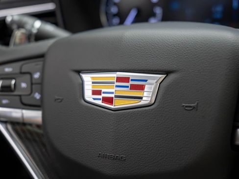 New 2025 Cadillac XT6 Sport image 27