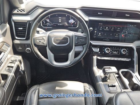 Used 2024 GMC Sierra 1500 Denali AWD/4WD image 12