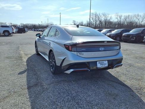 Used 2025 Hyundai Sonata SEL FWD image 25