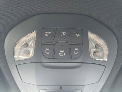 New 2026 Chrysler Pacifica Select image 38