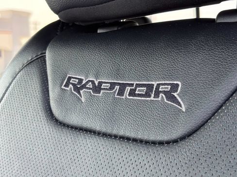 Used 2018 Ford F150 Raptor w/ Equipment Group 802A Luxury AWD/4WD image 17