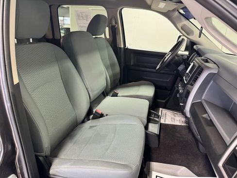 Used 2016 RAM 2500 Tradesman w/ Chrome Appearance Group image 26