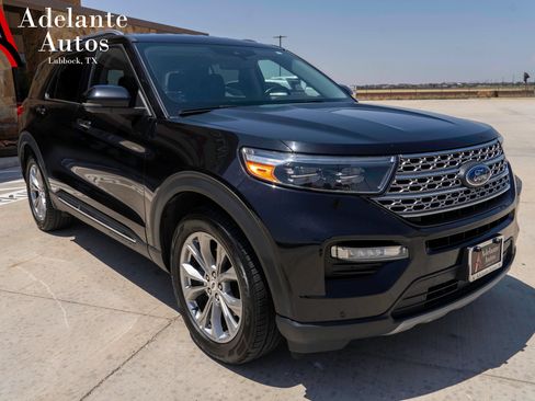 Used 2023 Ford Explorer Limited w/ Equipment Group 301A RWD image 4