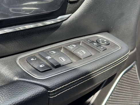 Used 2022 RAM 1500 Laramie w/ Sport Appearance Package AWD/4WD image 17