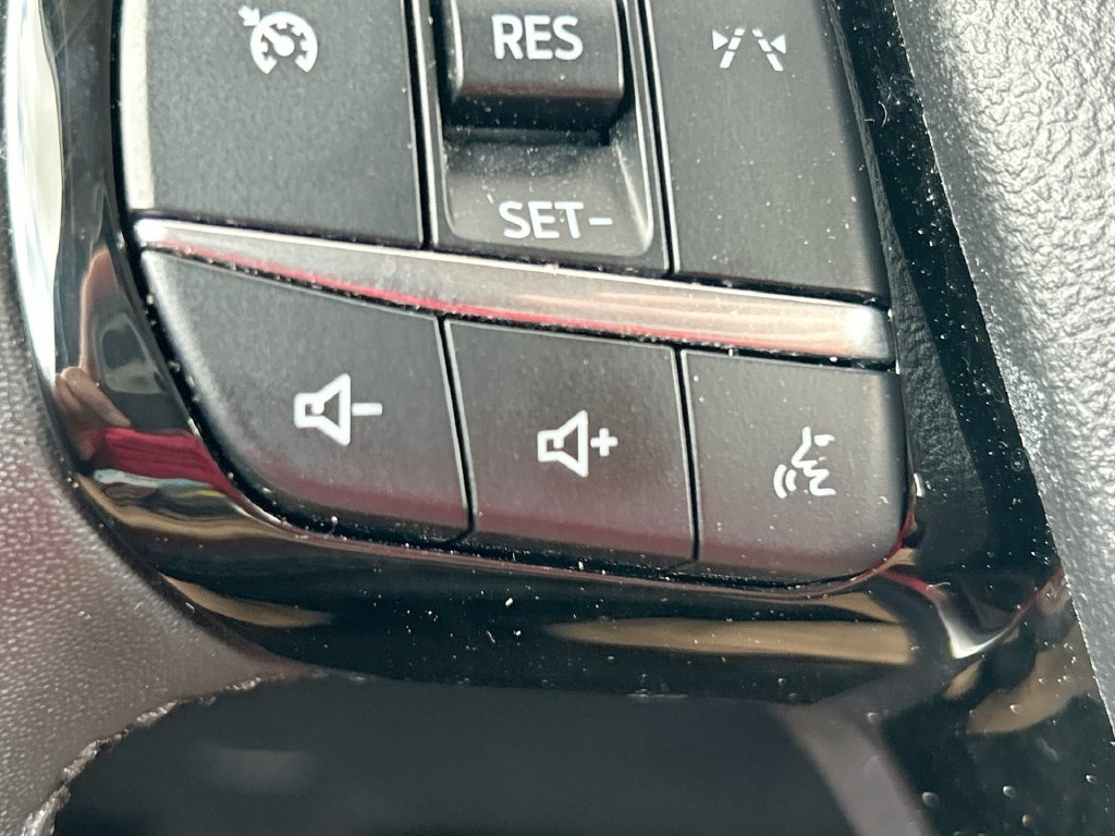 Used 2024 Ford Escape Active AWD/4WD image 16
