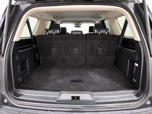 Used 2024 Ford Expedition Max XLT image 7