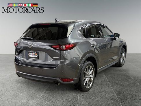 Used 2019 MAZDA CX-5 Signature image 3