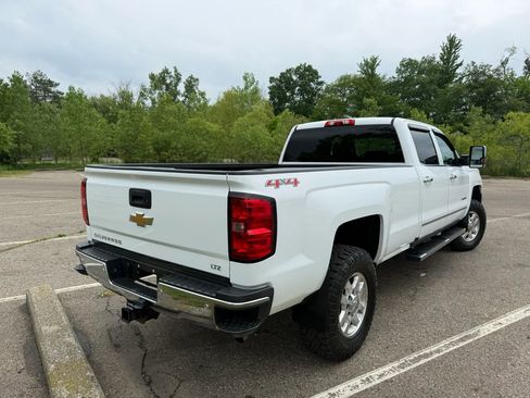 Used 2015 Chevrolet Silverado 3500 LTZ w/ LTZ Plus Package AWD/4WD image 5