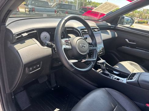 Certified 2022 Hyundai Santa Cruz Limited AWD/4WD image 14
