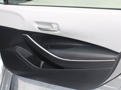 Used 2024 Toyota Corolla SE FWD image 16