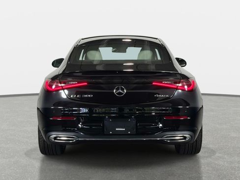 Used 2024 Mercedes-Benz CLE 300 4MATIC Coupe image 4