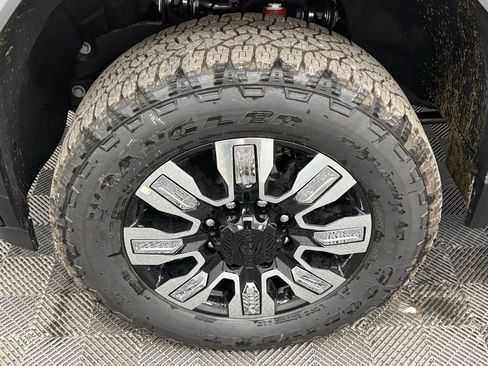 New 2026 GMC Sierra 2500 Denali w/ Denali Reserve Package image 20