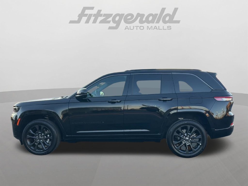 Used 2026 Jeep Grand Cherokee Limited AWD/4WD image 5