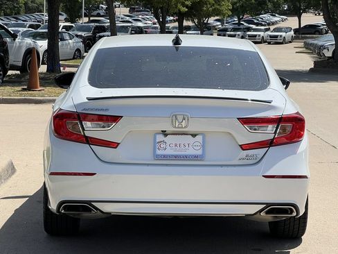 Used 2021 Honda Accord Sport image 5