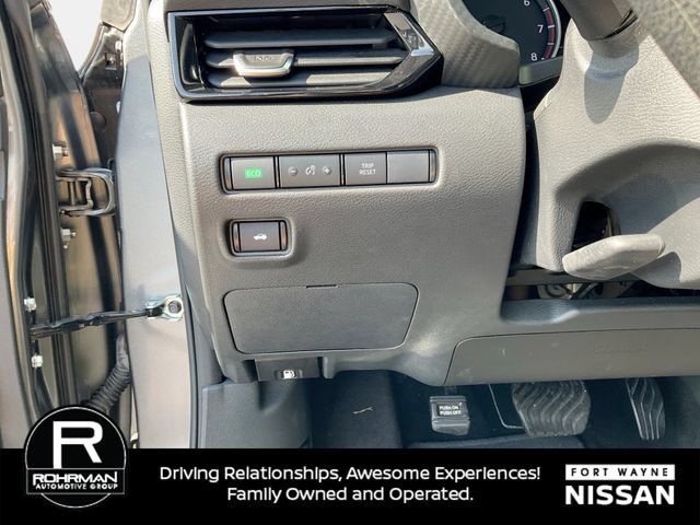 Used 2024 Nissan Sentra SV FWD image 19