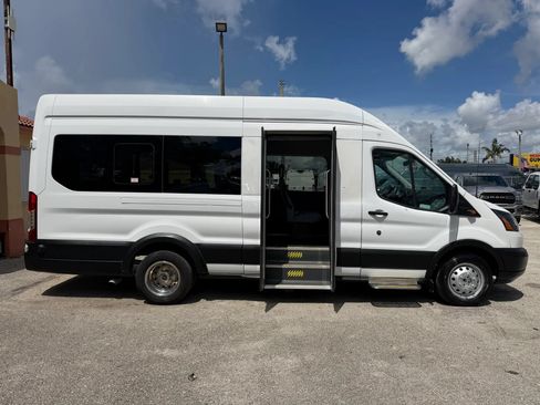 Used 2019 Ford Transit 350 XL RWD image 9