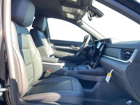 New 2026 GMC Terrain Elevation w/ Elevation Premium Package image 24