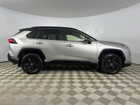 Used 2020 Toyota RAV4 XSE image 8