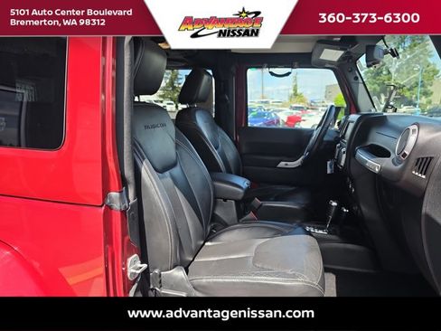 Used 2013 Jeep Wrangler Rubicon w/ PWR Convenience Group AWD/4WD image 25