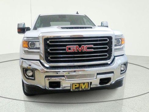 Used 2018 GMC Sierra 2500 SLT w/ Driver Alert Package AWD/4WD image 2