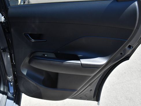 Used 2024 Hyundai Kona SEL FWD image 46