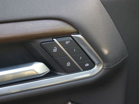 Used 2026 Chevrolet Silverado 1500 High Country AWD/4WD image 14