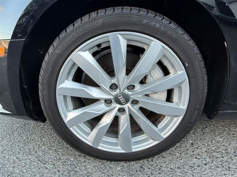 Used 2017 Audi A4 2.0T Premium w/ Convenience Package image 39