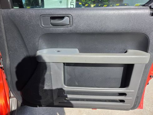 Used 2004 Honda Element EX image 24