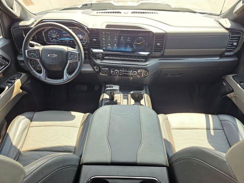 Used 2023 Chevrolet Silverado 1500 ZR2 w/ Technology Package AWD/4WD image 15