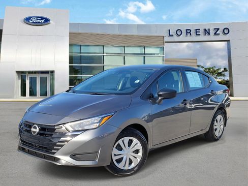 Used 2025 Nissan Versa S w/ Trunk Package image 1