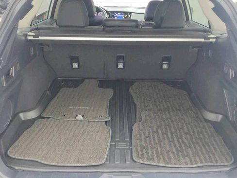 Certified 2025 Subaru Outback Onyx Edition AWD/4WD image 28