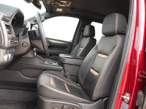 Used 2023 GMC Yukon AT4 w/ AT4 Premium Plus Package AWD/4WD image 23