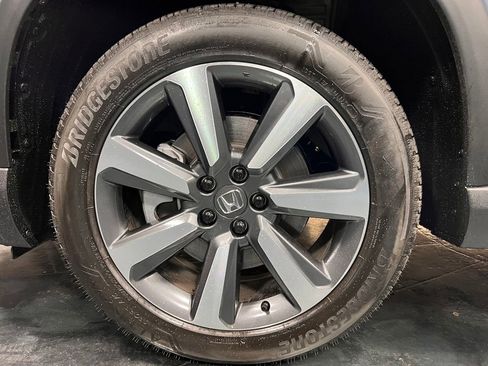 Used 2025 Honda Pilot Touring image 33