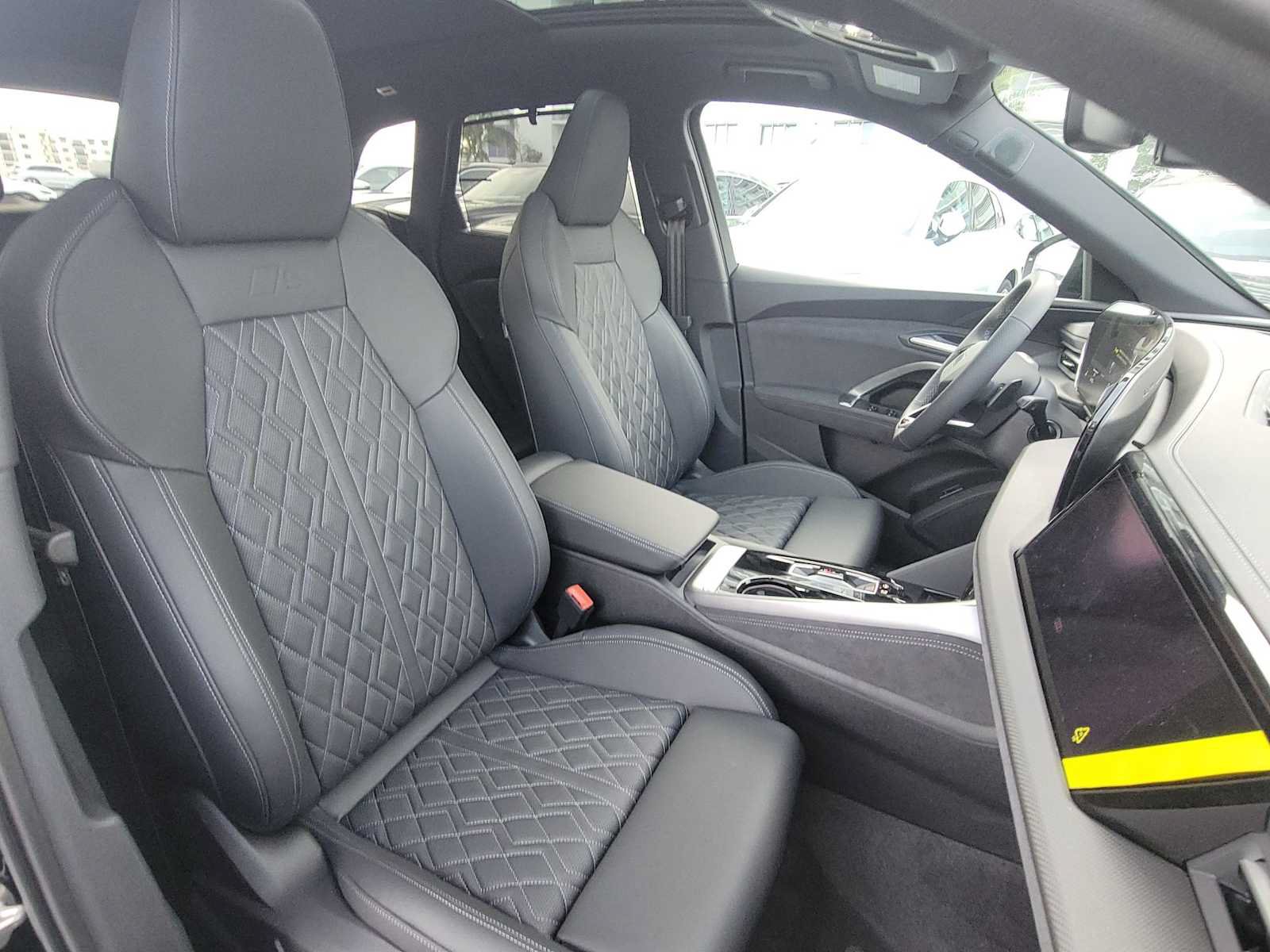 New 2026 Audi SQ5 Premium Plus AWD/4WD image 21
