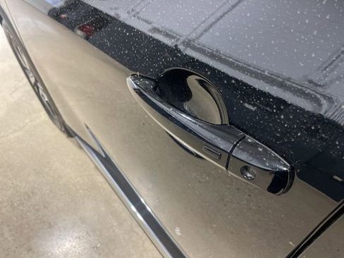 Certified 2023 Nissan Rogue SL w/ SL Premium Package image 9