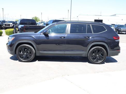 Used 2022 Volkswagen Atlas SE AWD/4WD image 3