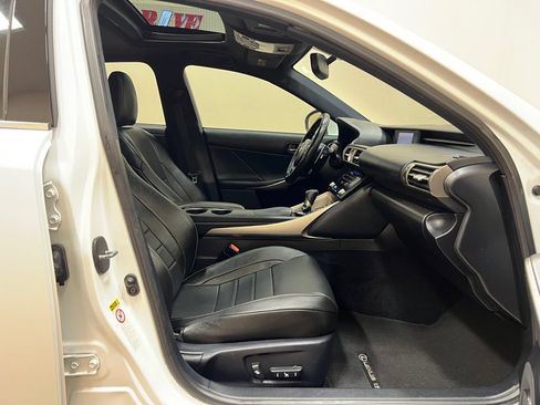 Used 2014 Lexus IS 350 w/ F Sport Package RWD image 25