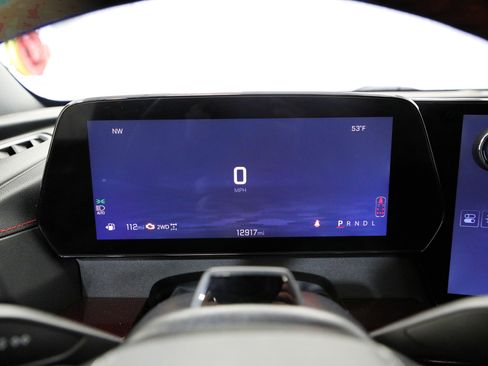 Used 2024 Chevrolet Traverse RS image 6