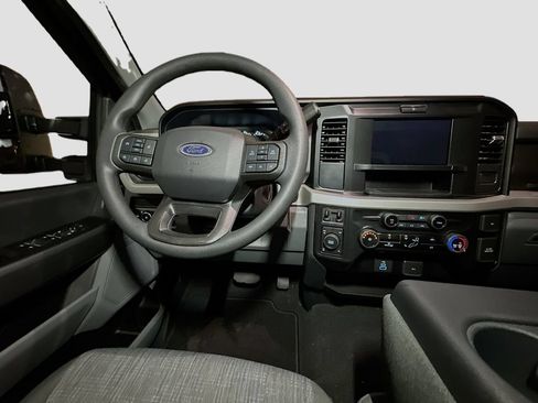 New 2026 Ford F350 XLT w/ FX4 Off-Road Package AWD/4WD image 30
